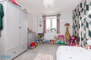 Bedroom- click for photo gallery